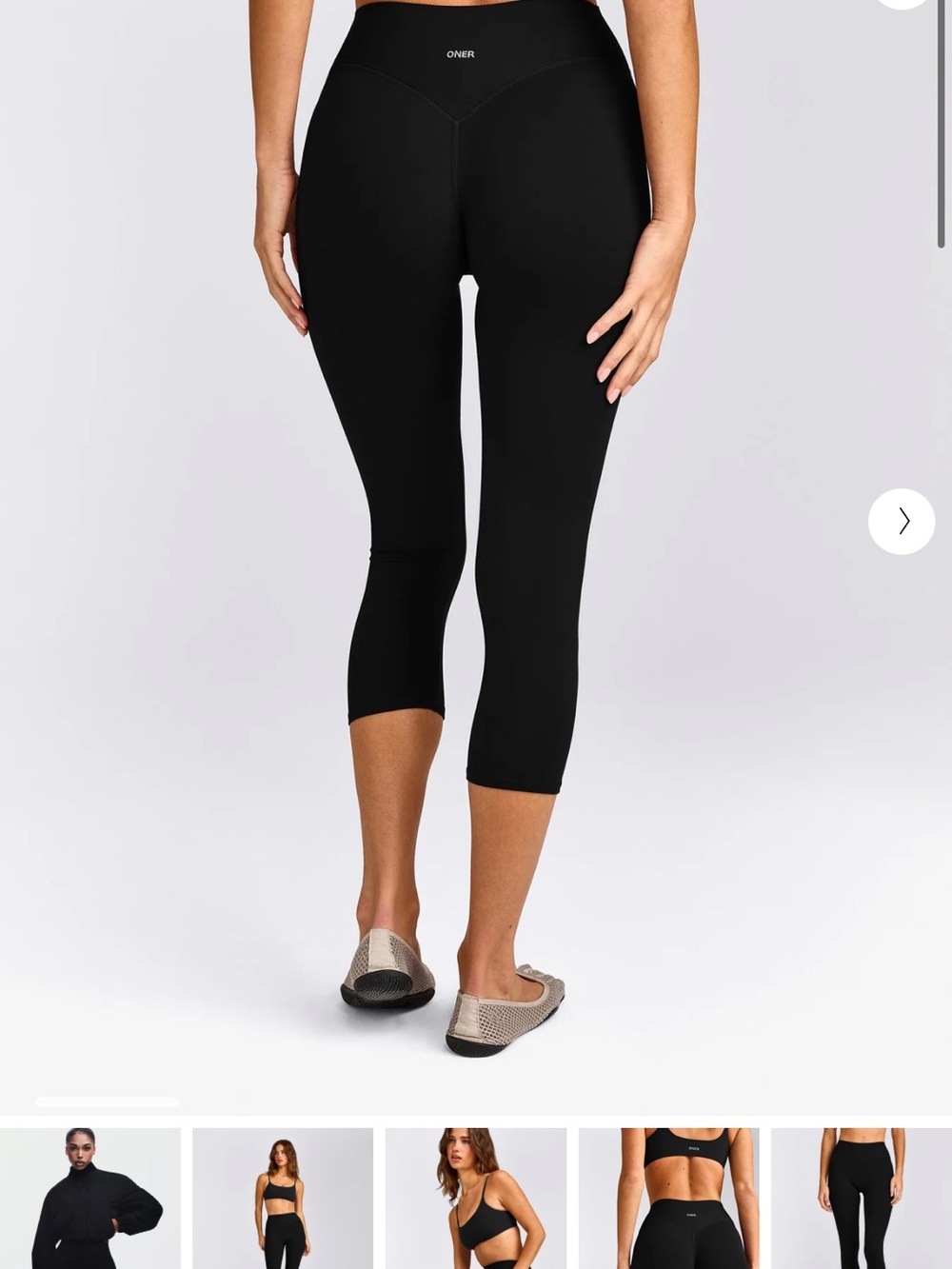 SOFTMOTION™ 3/4 LENGTH LEGGINGS WITH GRAY LOGO black medium